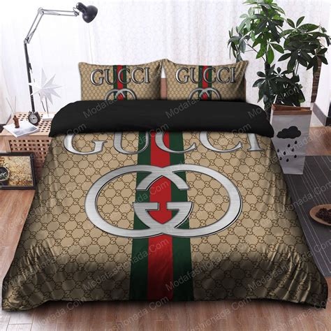 gucci comforter bed set|gucci king size comforter set.